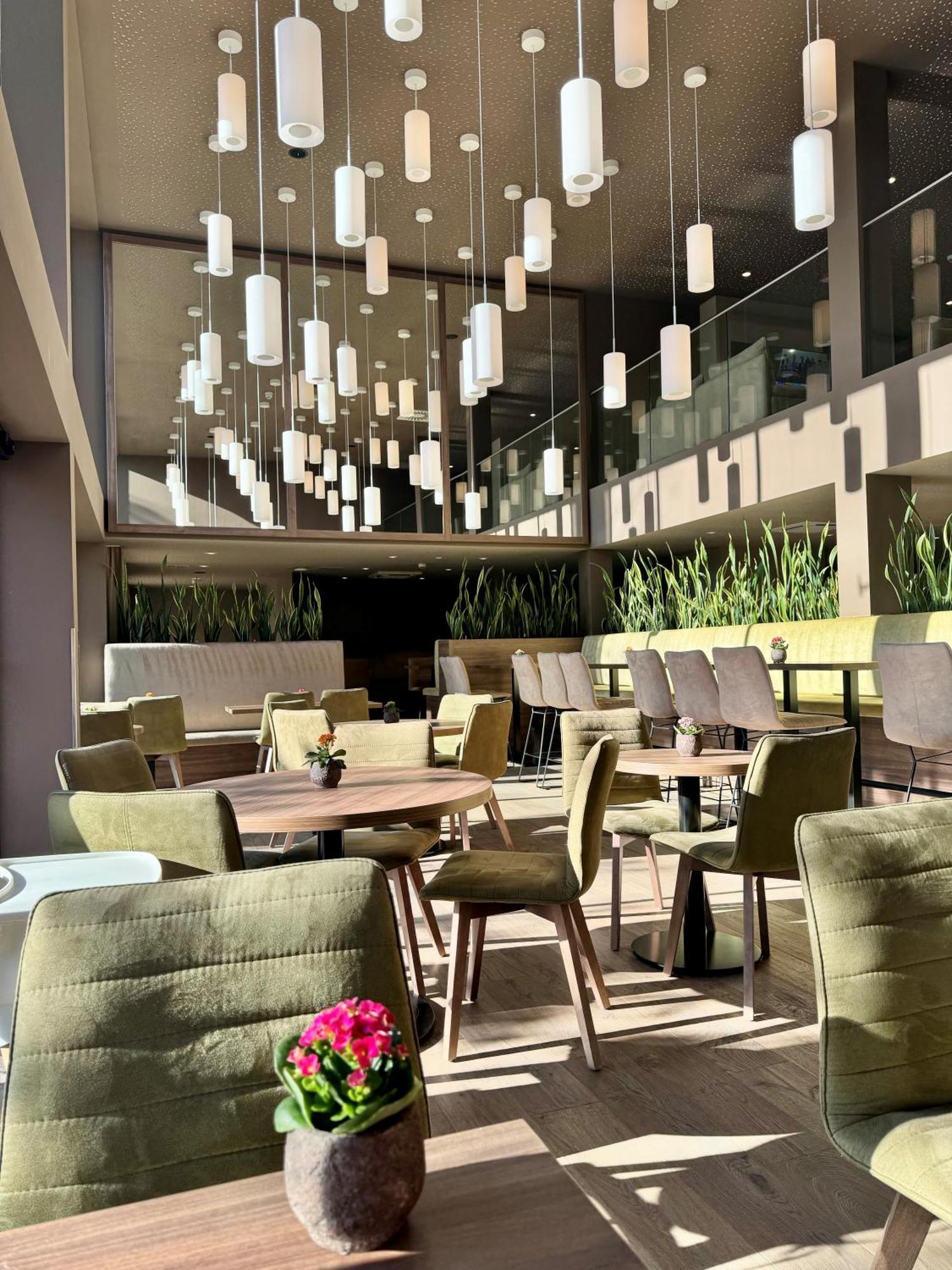 Platzhirsch Living Hotel Kelsterbach Exterior photo